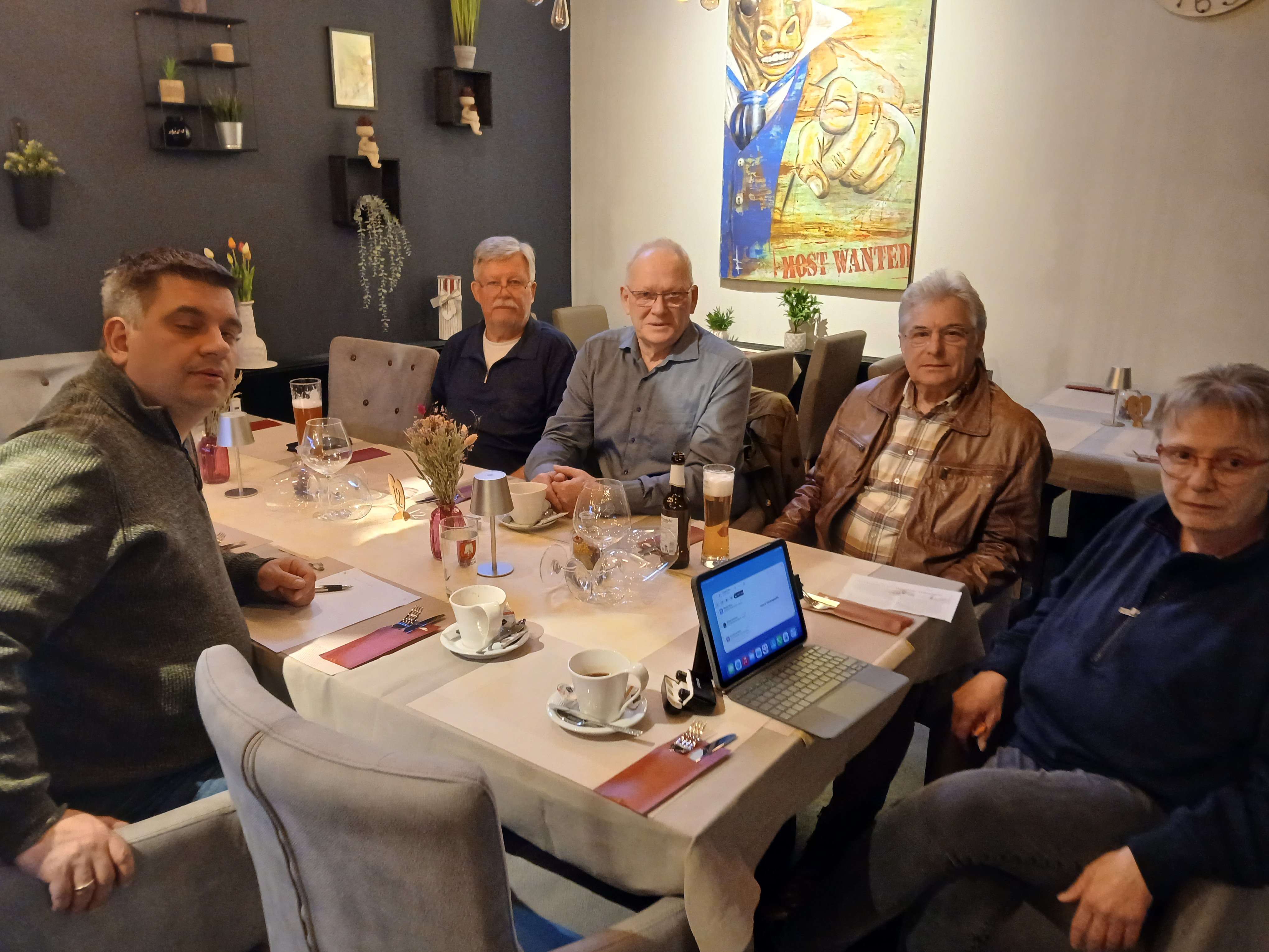 Der CDA-Landesvorstand bei der letzten Vorstandssitzung in Salzgitter. Auf dem Bild sind als Spitzenkandidaten Dr. Alexander B�rger (links) und Stefani Steckhan (rechts) abgebildet.

