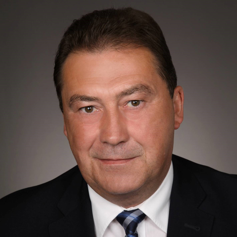 Herr Uwe Lagosky